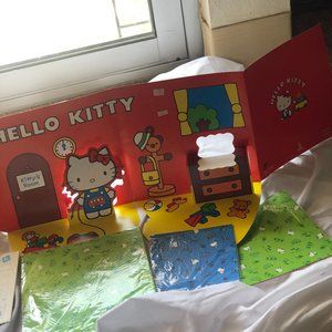 Hello Kitty Origami paper set with pop up house
